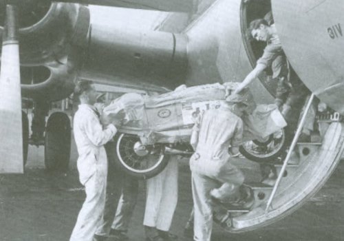 Loading Porcupine bike on plane pic